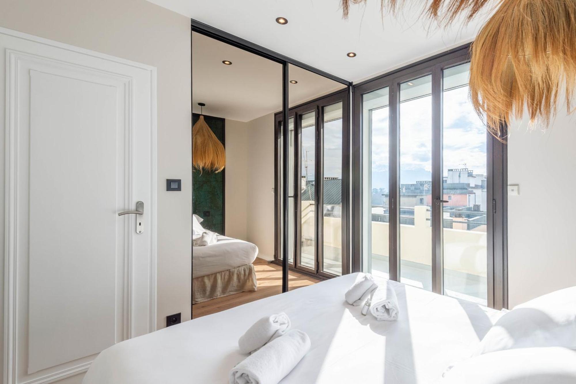 Le Beau Marcy - Contemporary City Centre Flat Анси Экстерьер фото